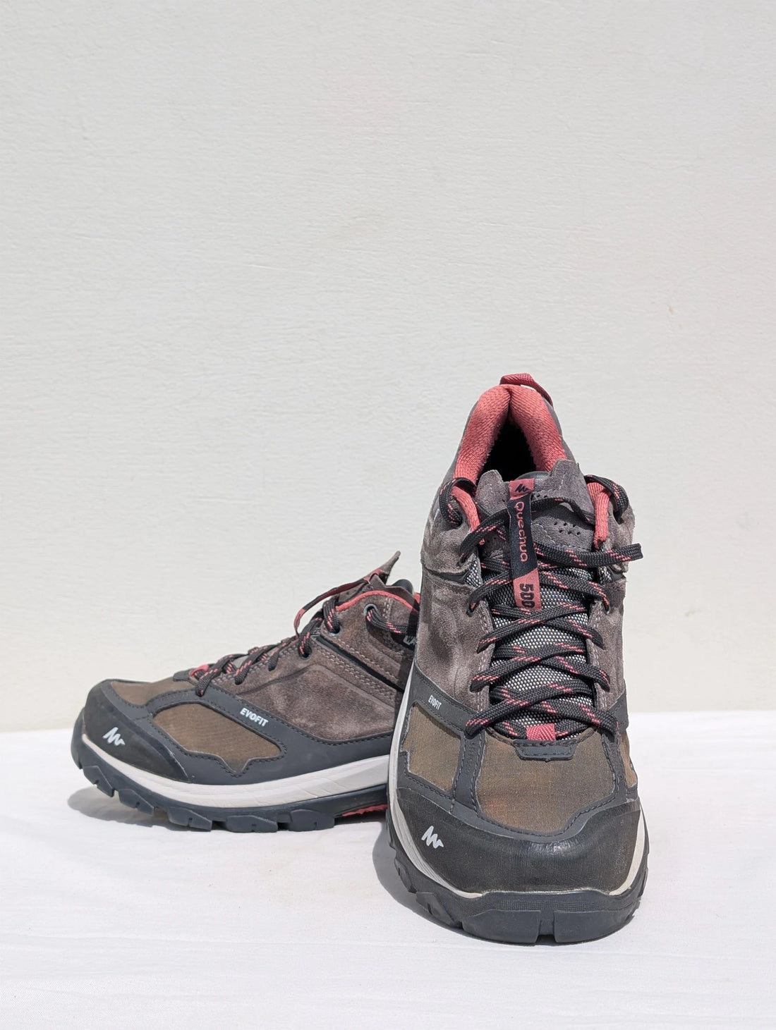 Quechua MH100 Hiking Shoes – Brown & Black Waterproof Outdoor Sneakers