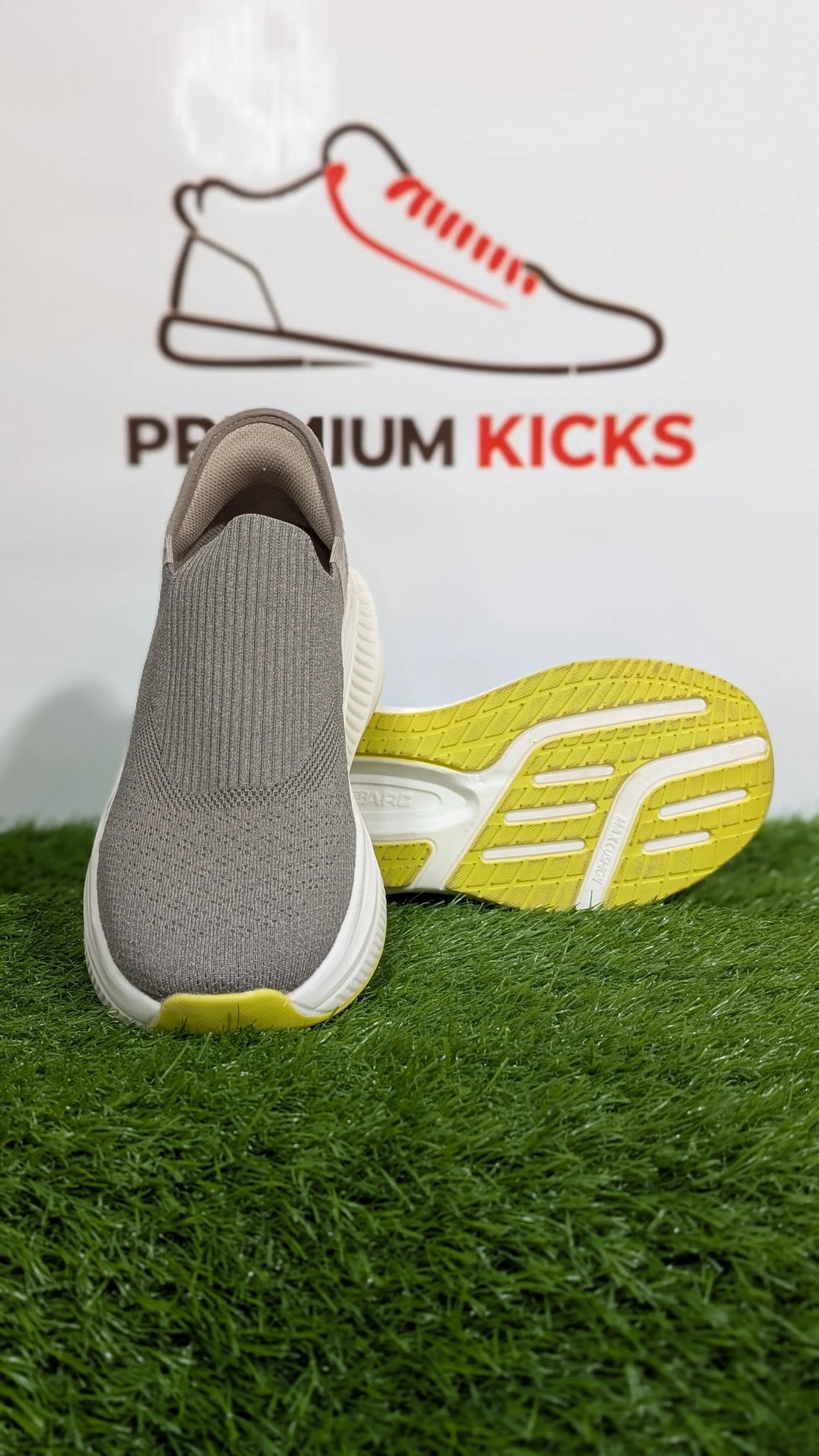 Skechers Slip-On Sneakers Dark Grey & Khaki | Premium Kicks