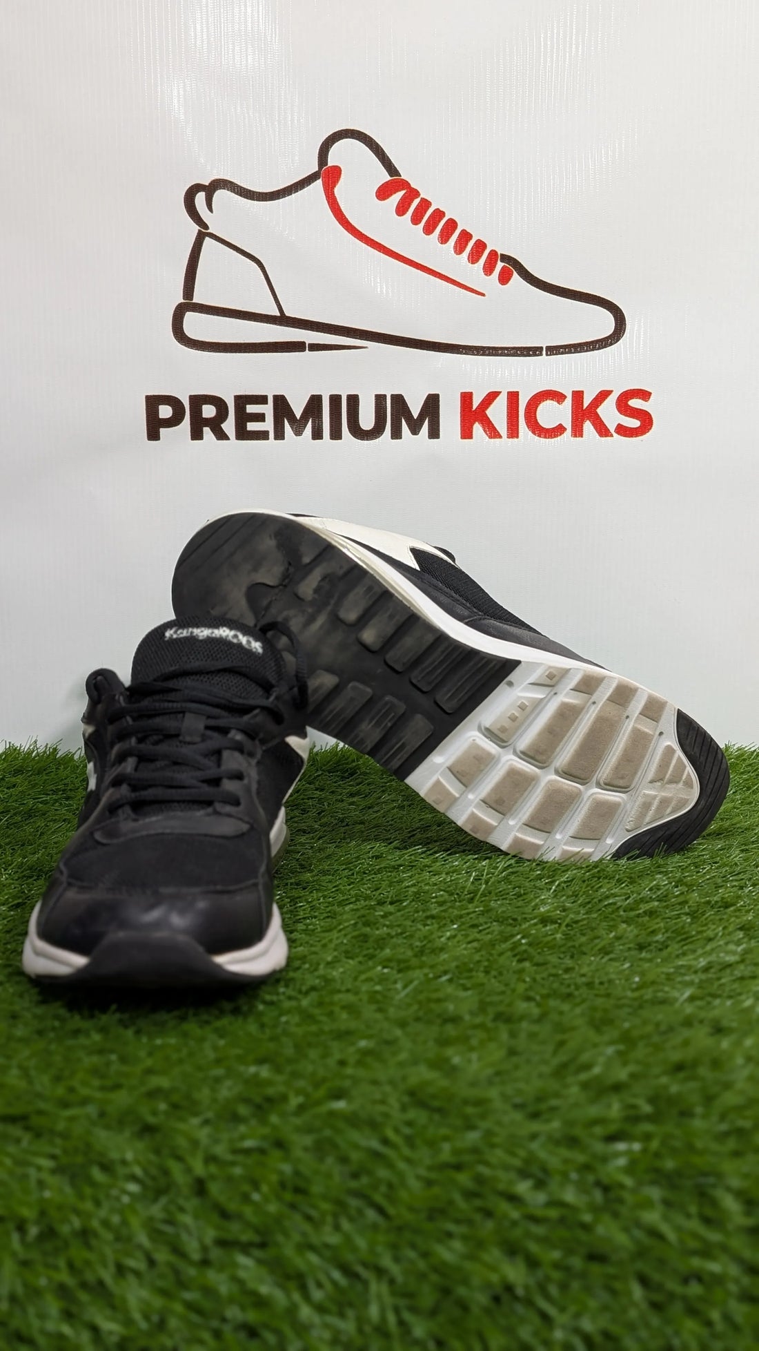 KangaROOS Men's Sneakers – Black & White Air Cushion Style