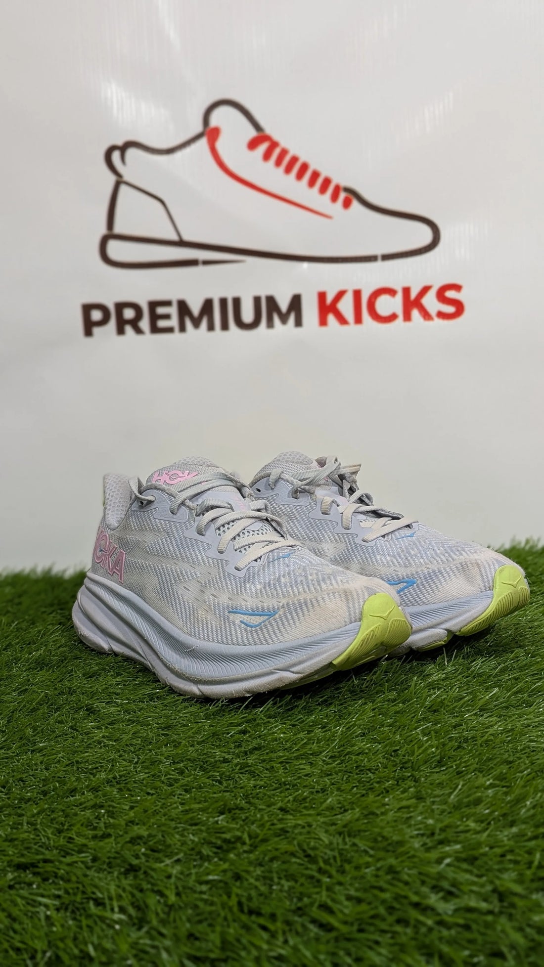 HOKA Clifton 9 Running Shoes – Grey, Pink & Blue