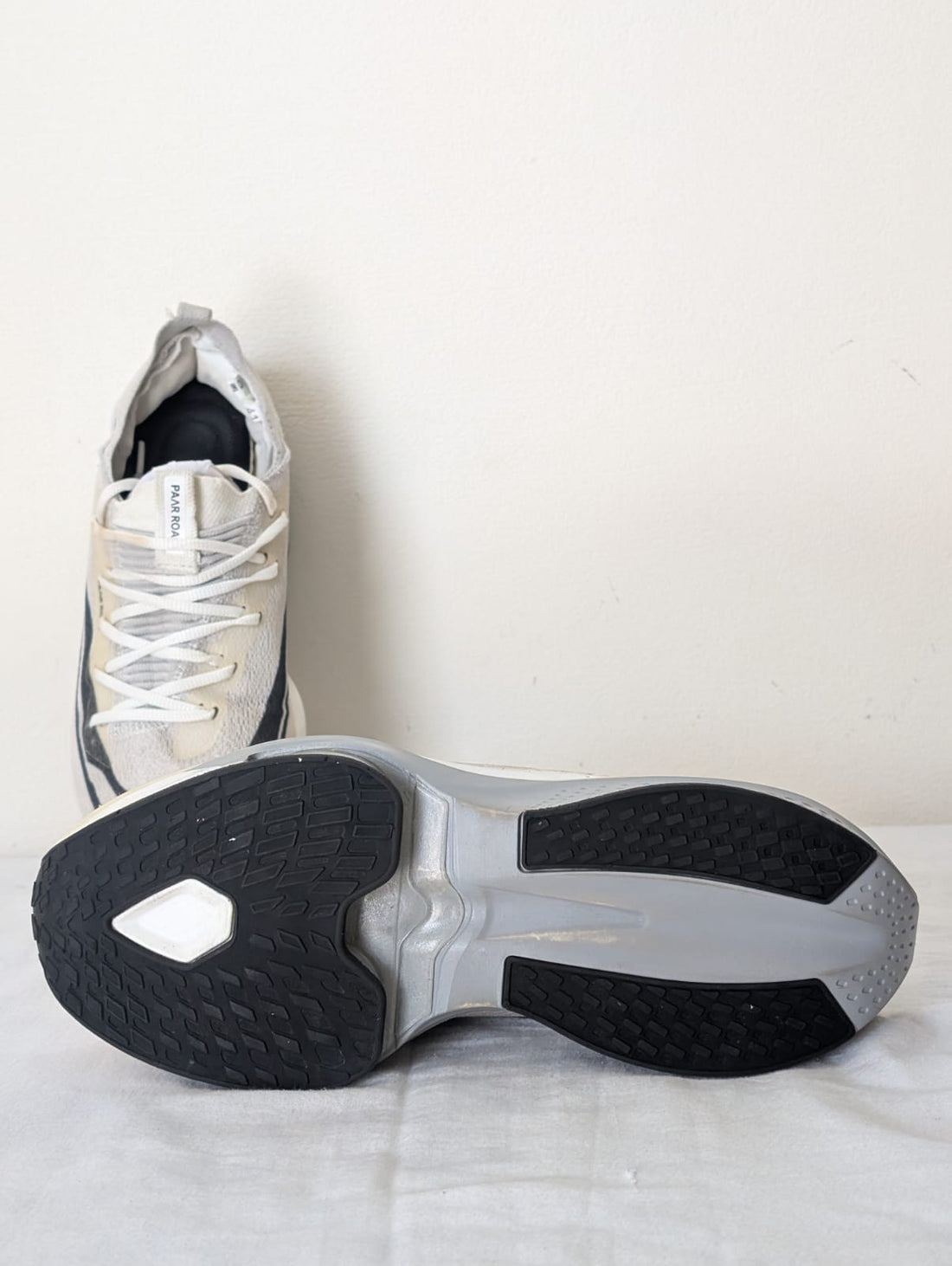PAAR ROAO White Performance Running Sneakers