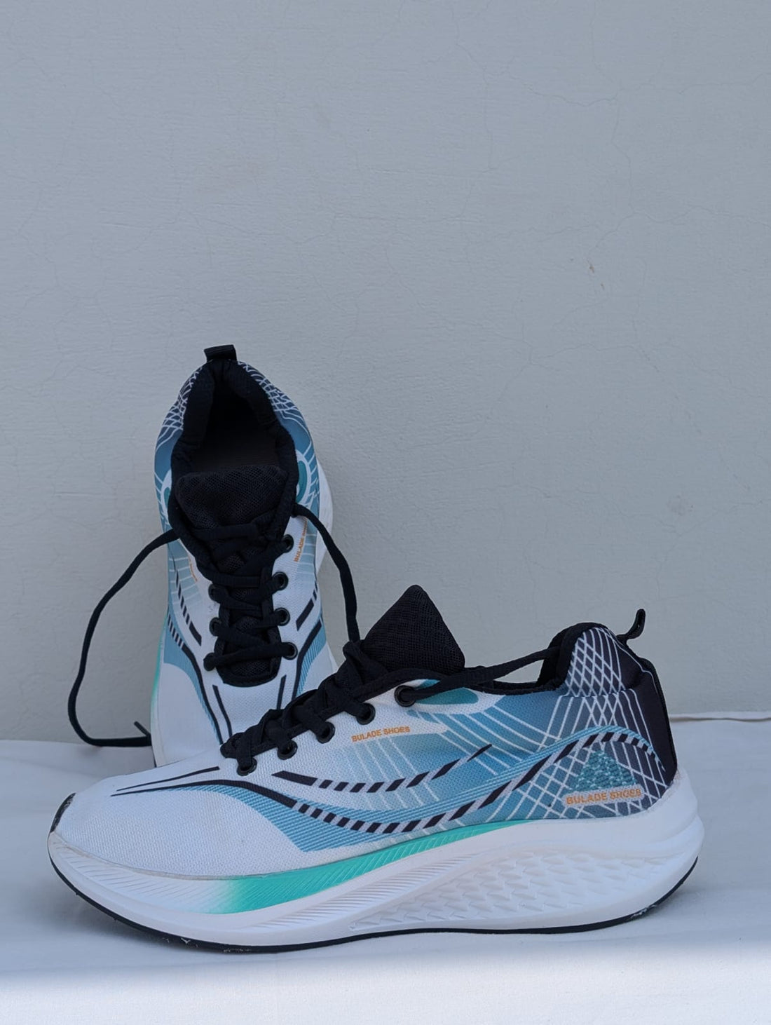BULADE SHOES Graphic Performance Sneakers