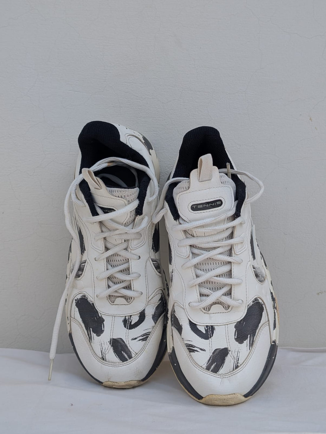 TENNIS White & Black Paint Splash Sneakers