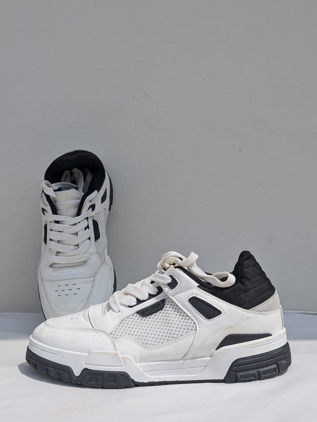 SANGSEEY White & Black Mesh Casual Sneakers